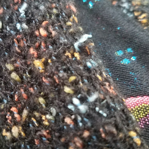 COPY - Anthropologie Floral shirt Size M - Picture 4 of 4